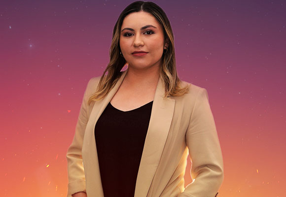 Becario universitario en desarrollo.