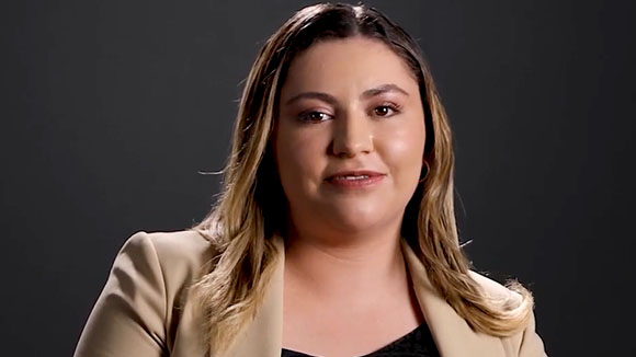 Sofia es una líder en desarrollo.